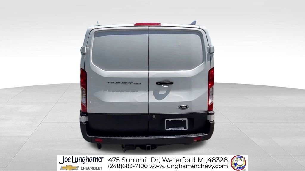 Used 2020 Ford Transit 250 Low Roof RWD image 7