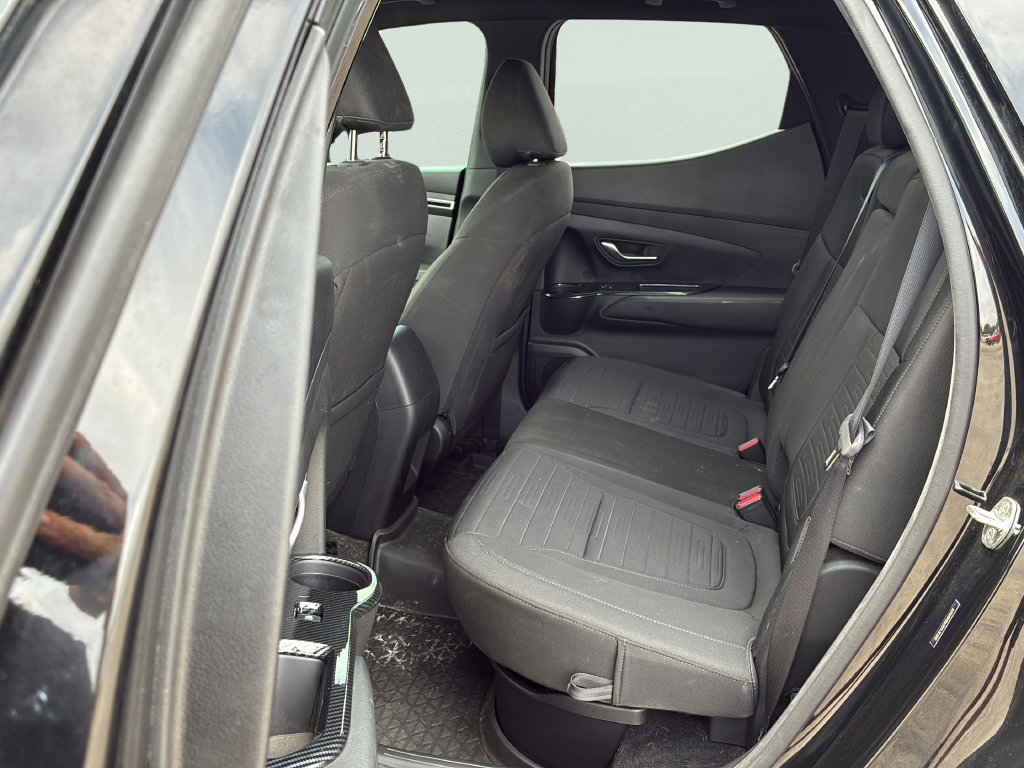 Used 2022 Hyundai Santa Cruz SEL w/ Activity Package FWD image 15