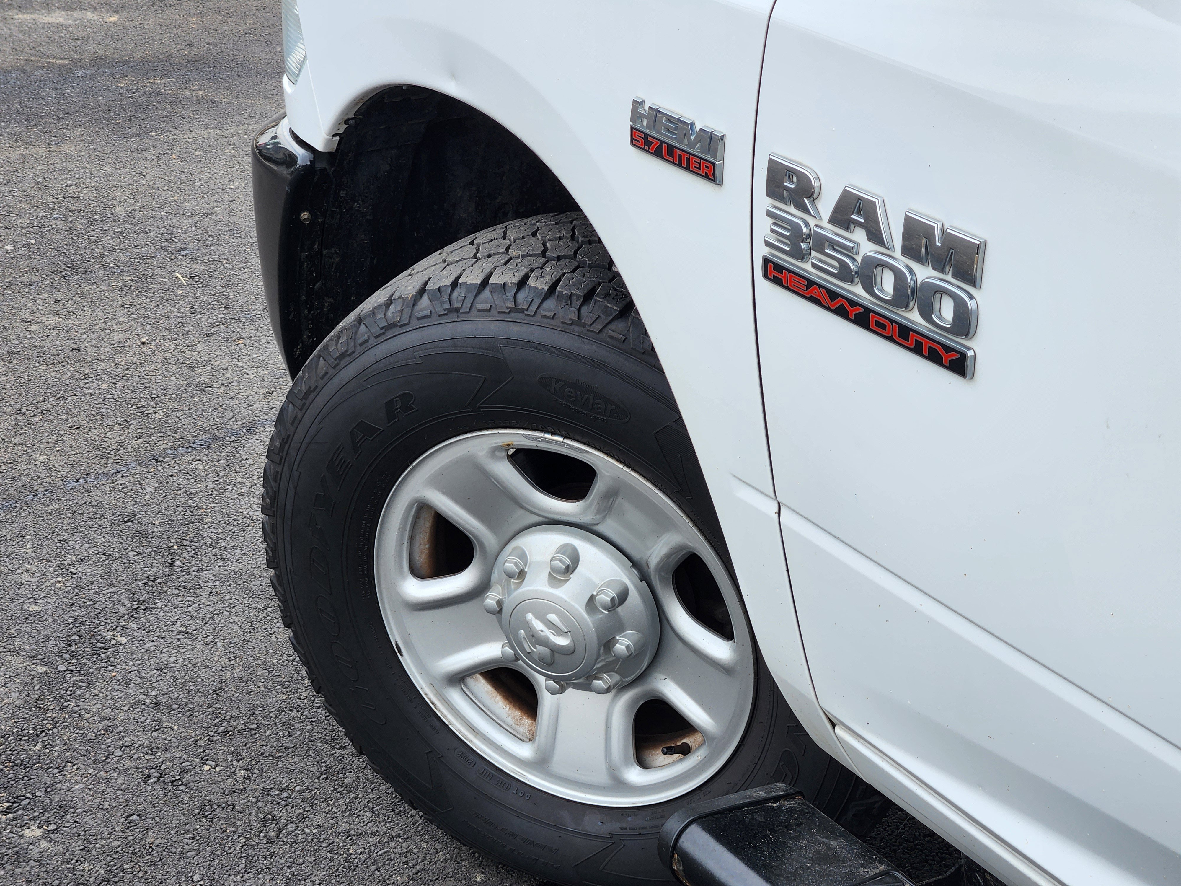 Used 2017 RAM 3500 Tradesman image 11
