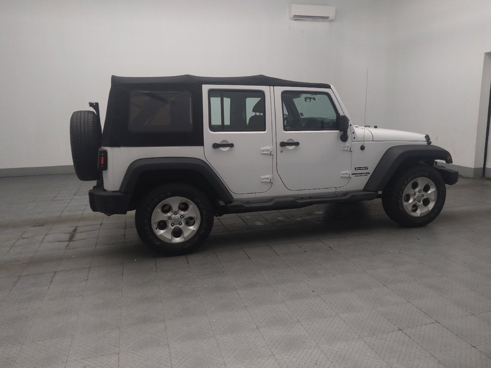 Used 2016 Jeep Wrangler Unlimited Sport w/ Connectivity Group AWD/4WD image 10