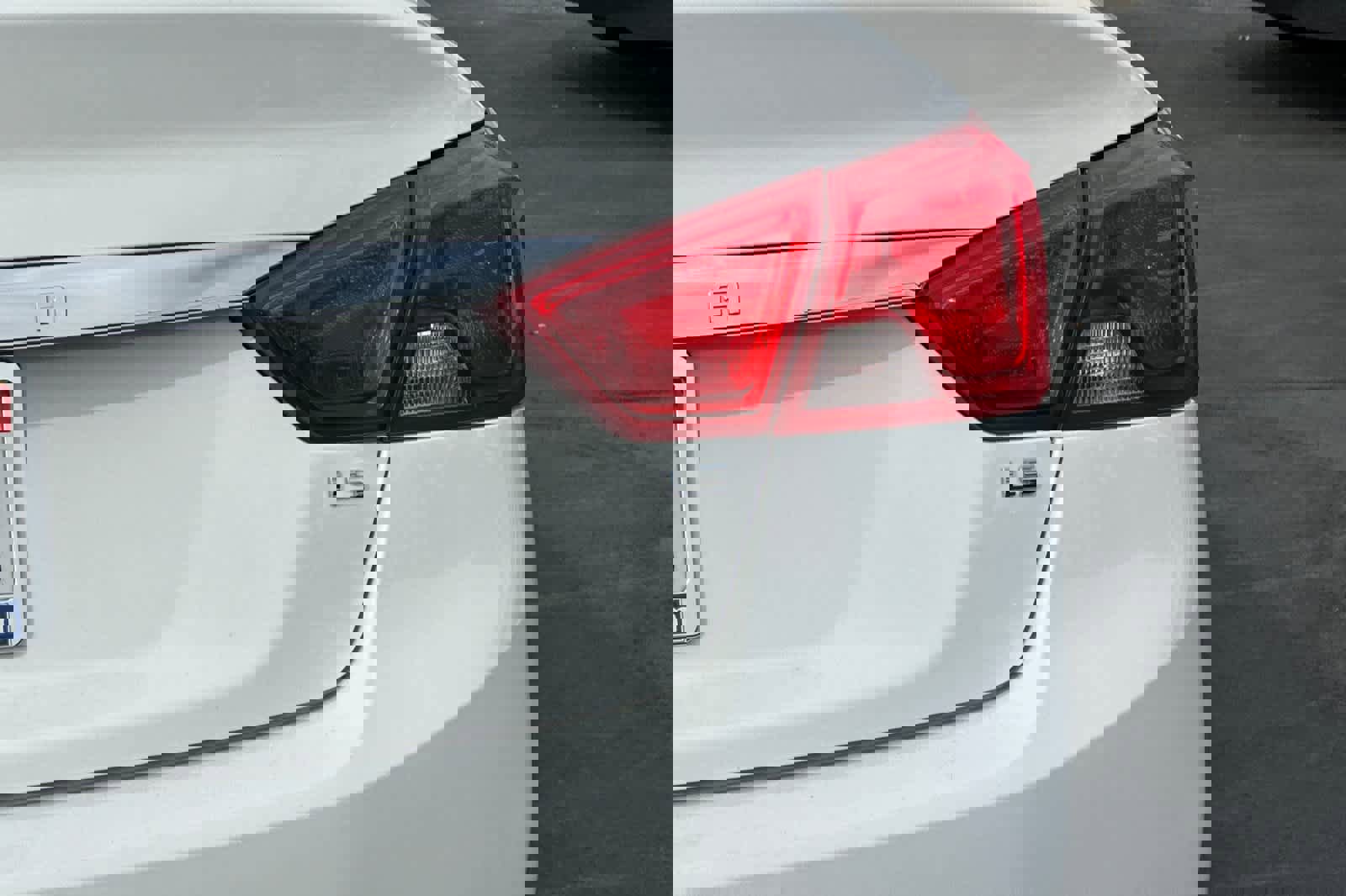 Used 2015 Chevrolet Impala LS image 29