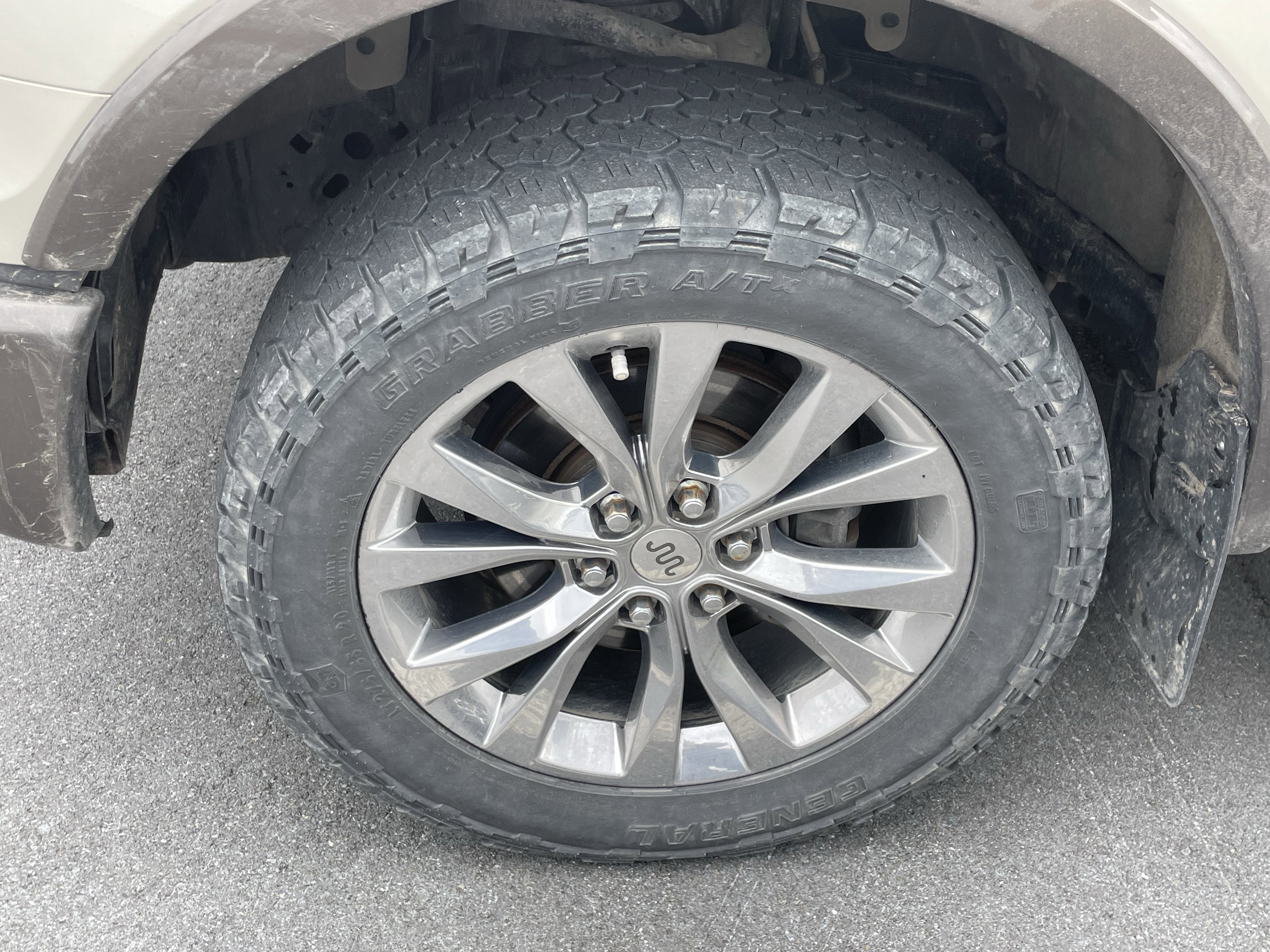 Used 2017 Ford F150 King Ranch w/ Equipment Group 601A Luxury image 5