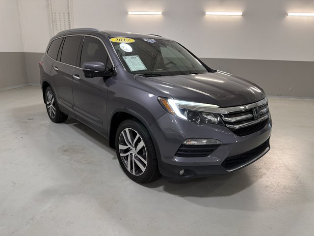Used 2017 Honda Pilot Touring image 4