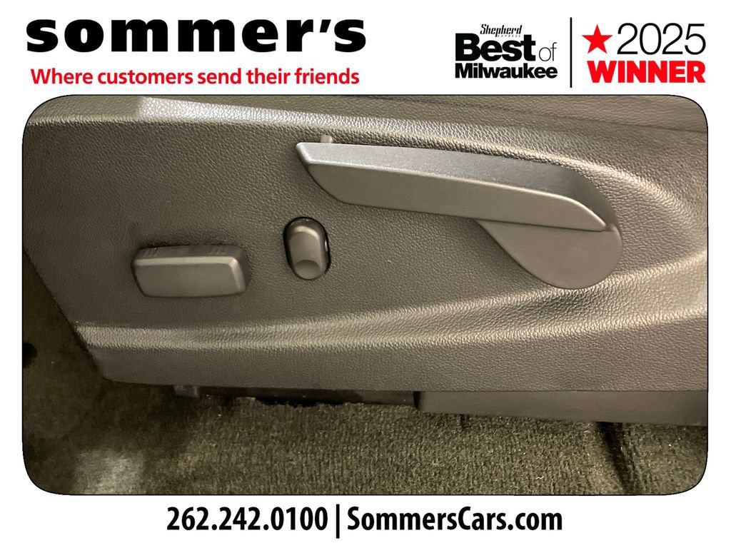 Used 2015 GMC Canyon SLT AWD/4WD image 10