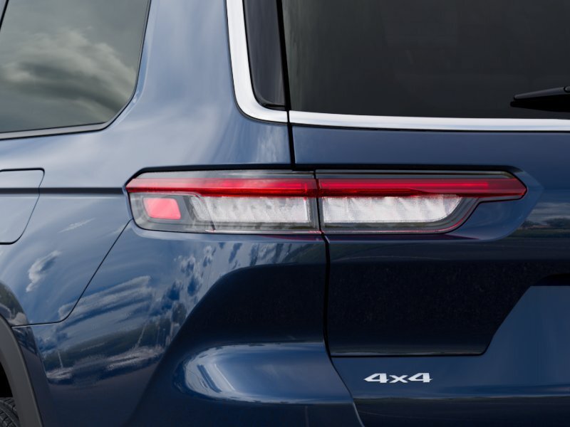 New 2026 Jeep Grand Cherokee L Limited AWD/4WD image 10