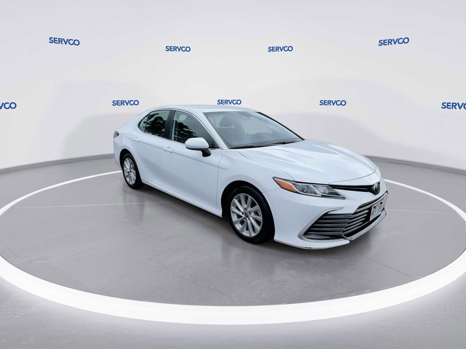 Used 2023 Toyota Camry LE image 2