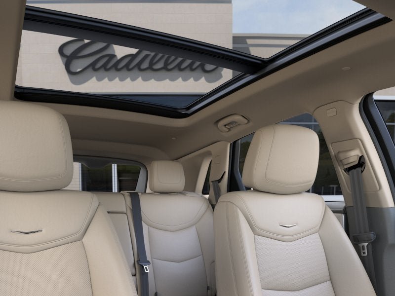 New 2026 Cadillac XT5 Premium Luxury w/ LPO, Floor Liner Package AWD/4WD image 24