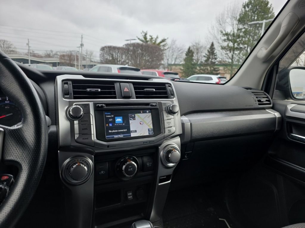 Used 2016 Toyota 4Runner SR5 image 21