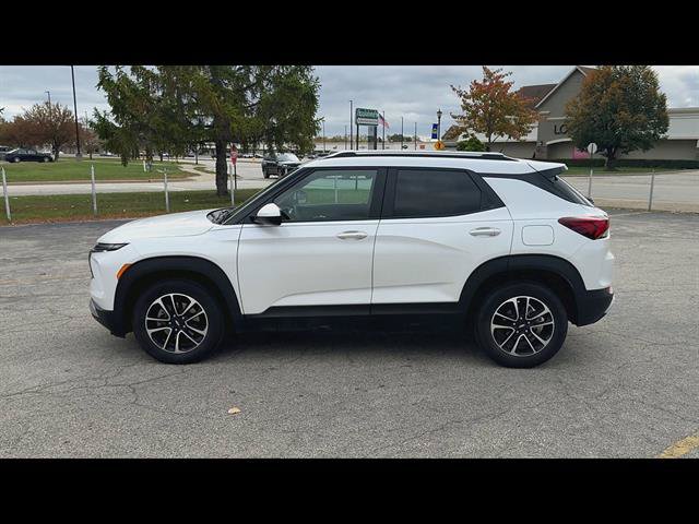 Certified 2024 Chevrolet TrailBlazer LT w/ Driver Confidence Package FWD image 33
