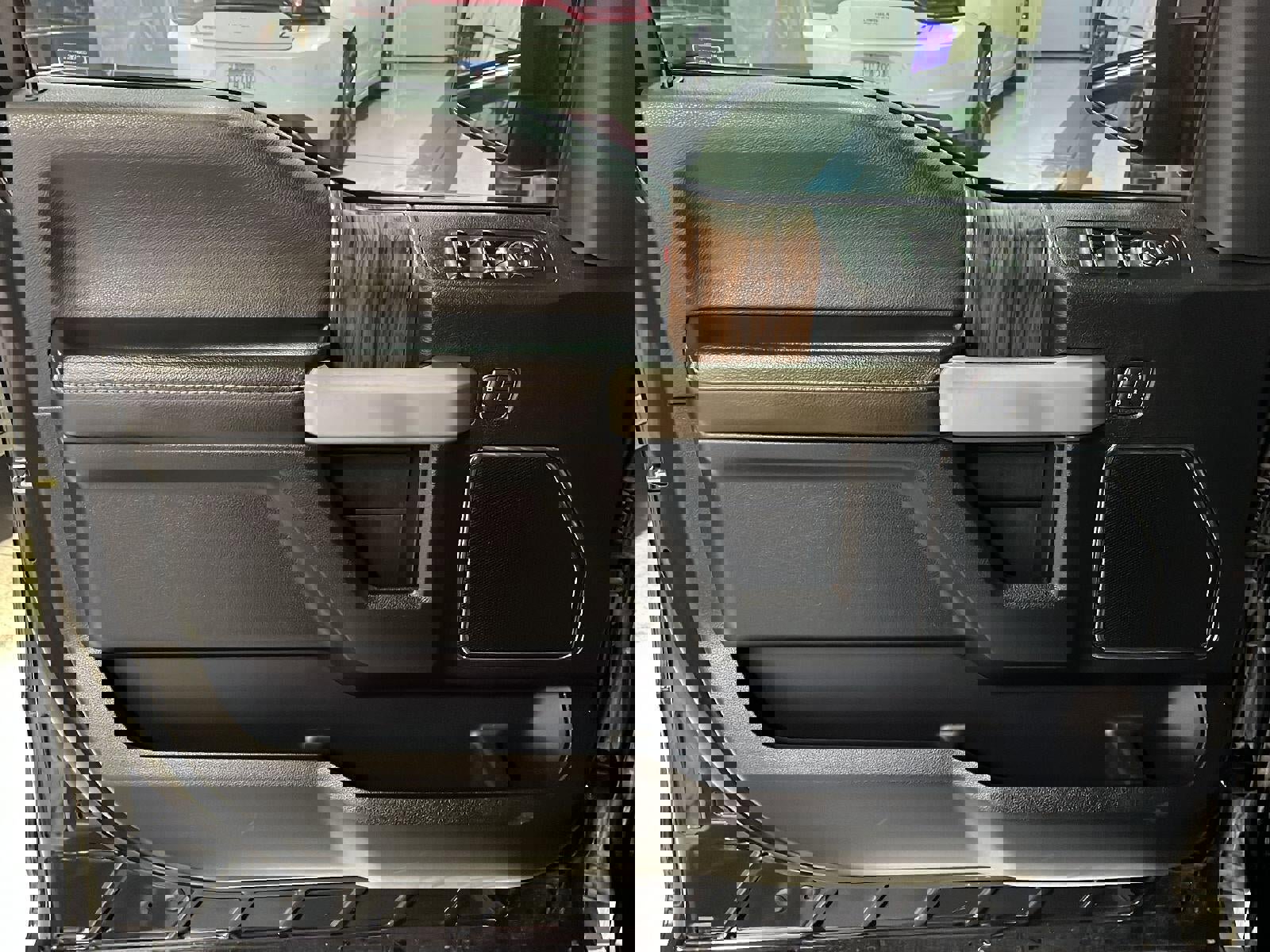 Used 2018 Ford F150 Lariat w/ Equipment Group 502A Luxury image 14