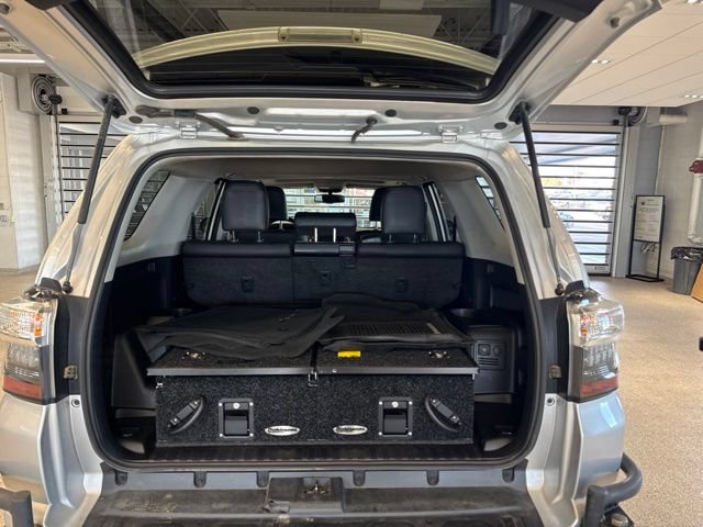 Used 2019 Toyota 4Runner TRD Off-Road Premium AWD/4WD image 7