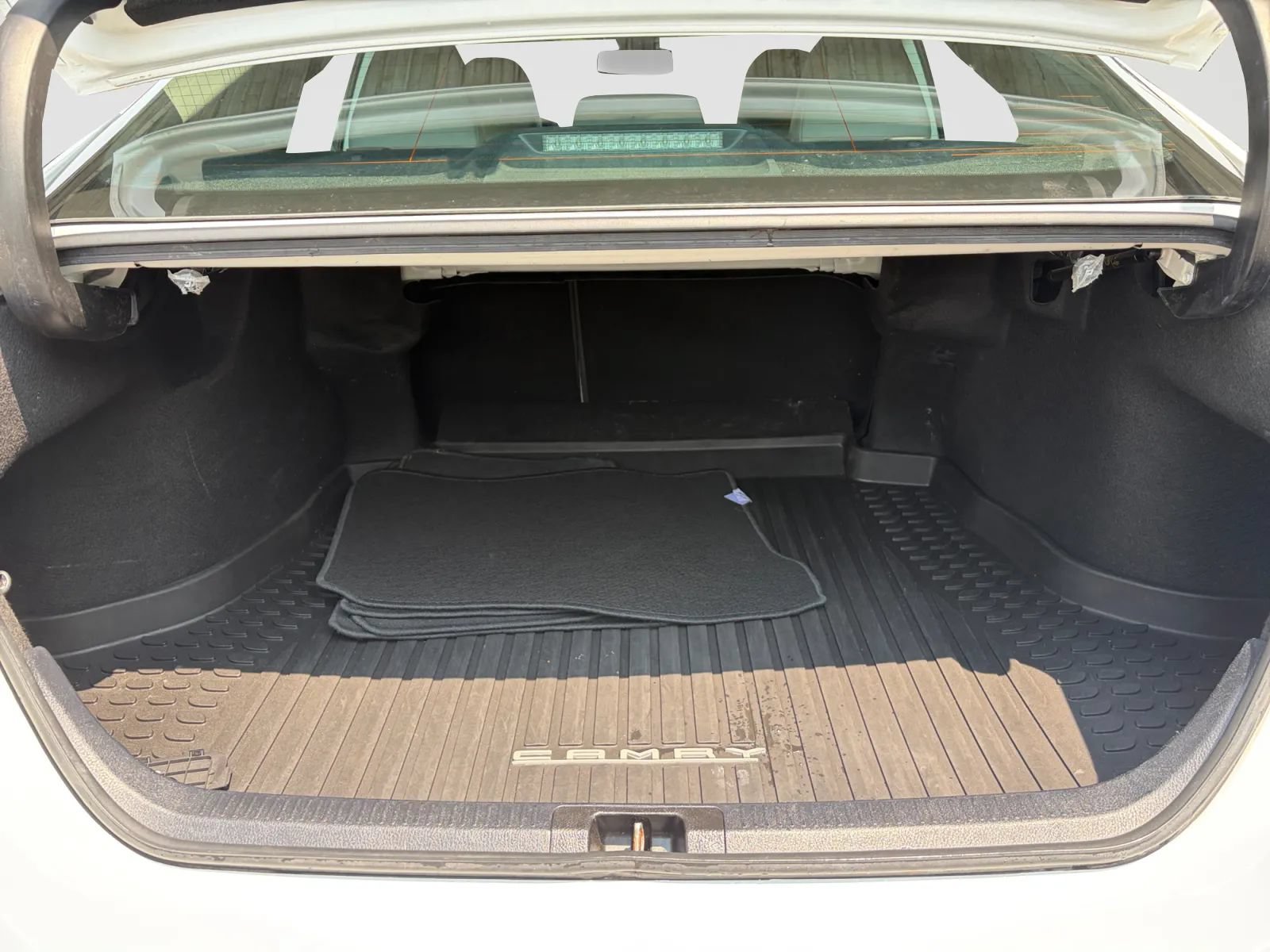 Used 2021 Toyota Camry XLE AWD/4WD image 16