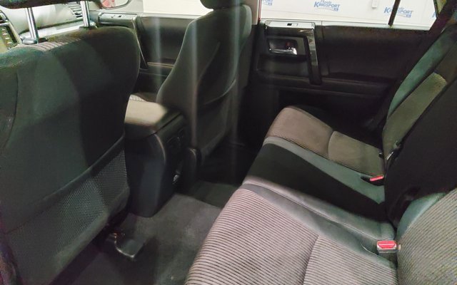 Used 2023 Toyota 4Runner TRD Off-Road image 13