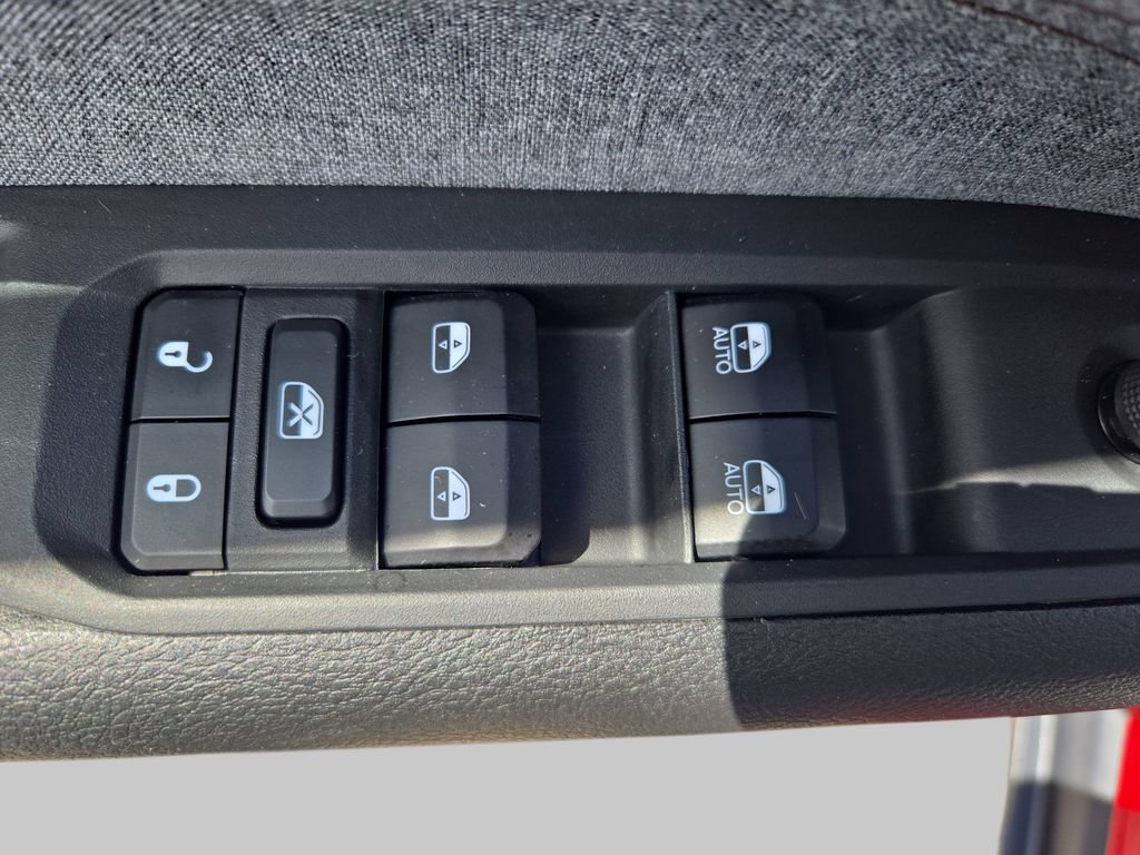 Used 2023 Jeep Compass Latitude AWD/4WD image 31