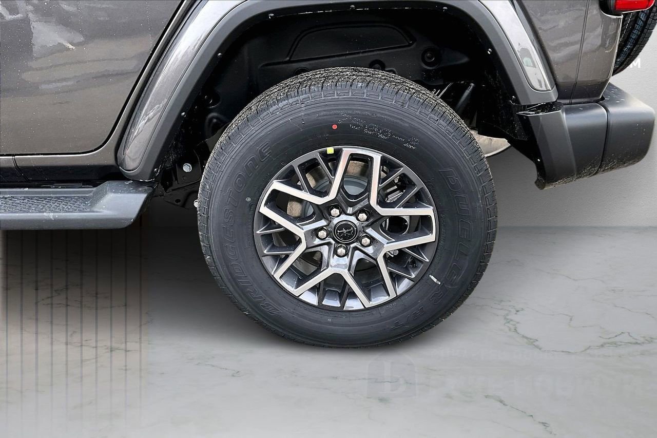 New 2026 Jeep Wrangler Sahara AWD/4WD image 33