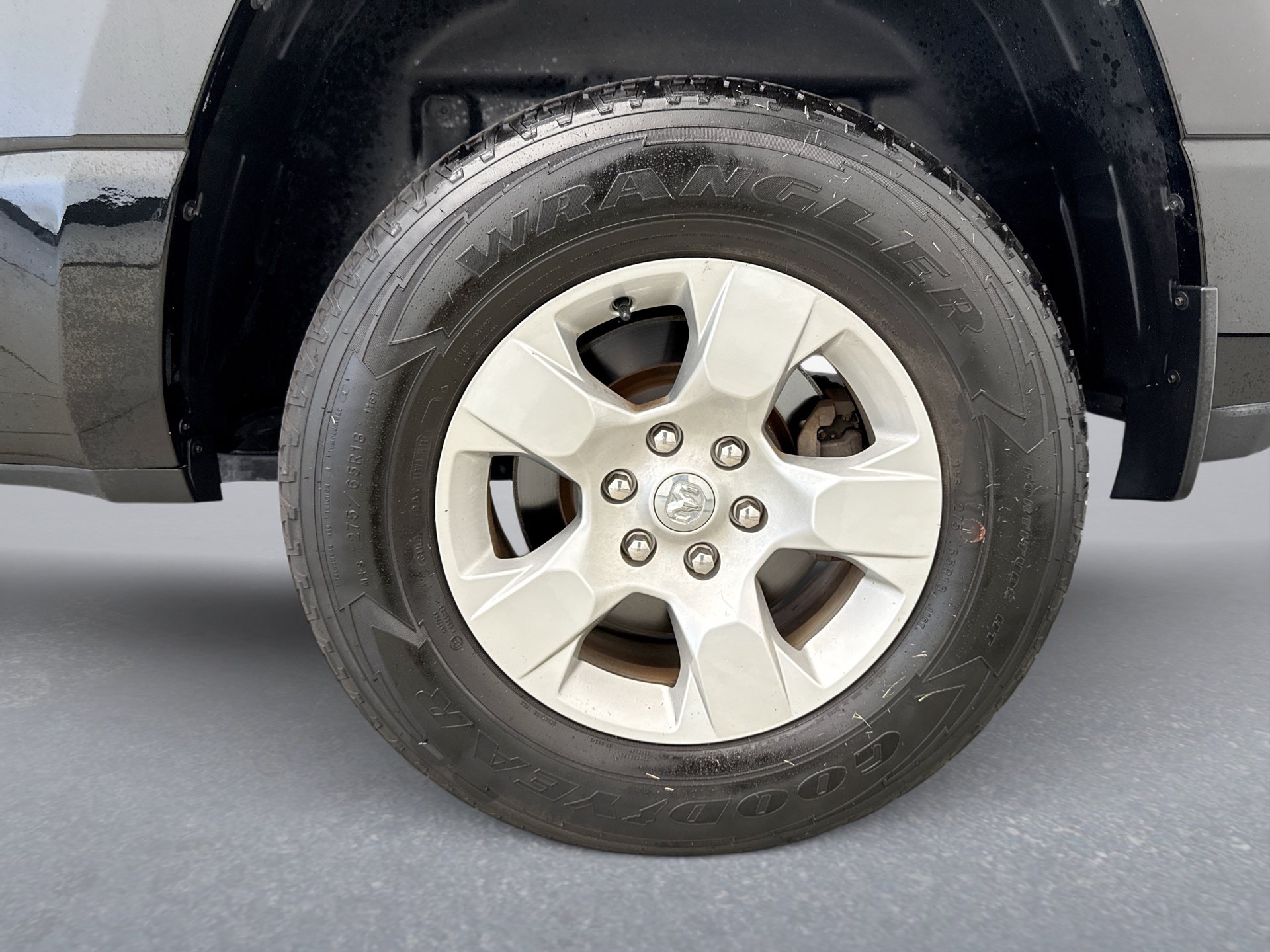 Used 2023 RAM 1500 Big Horn AWD/4WD image 19