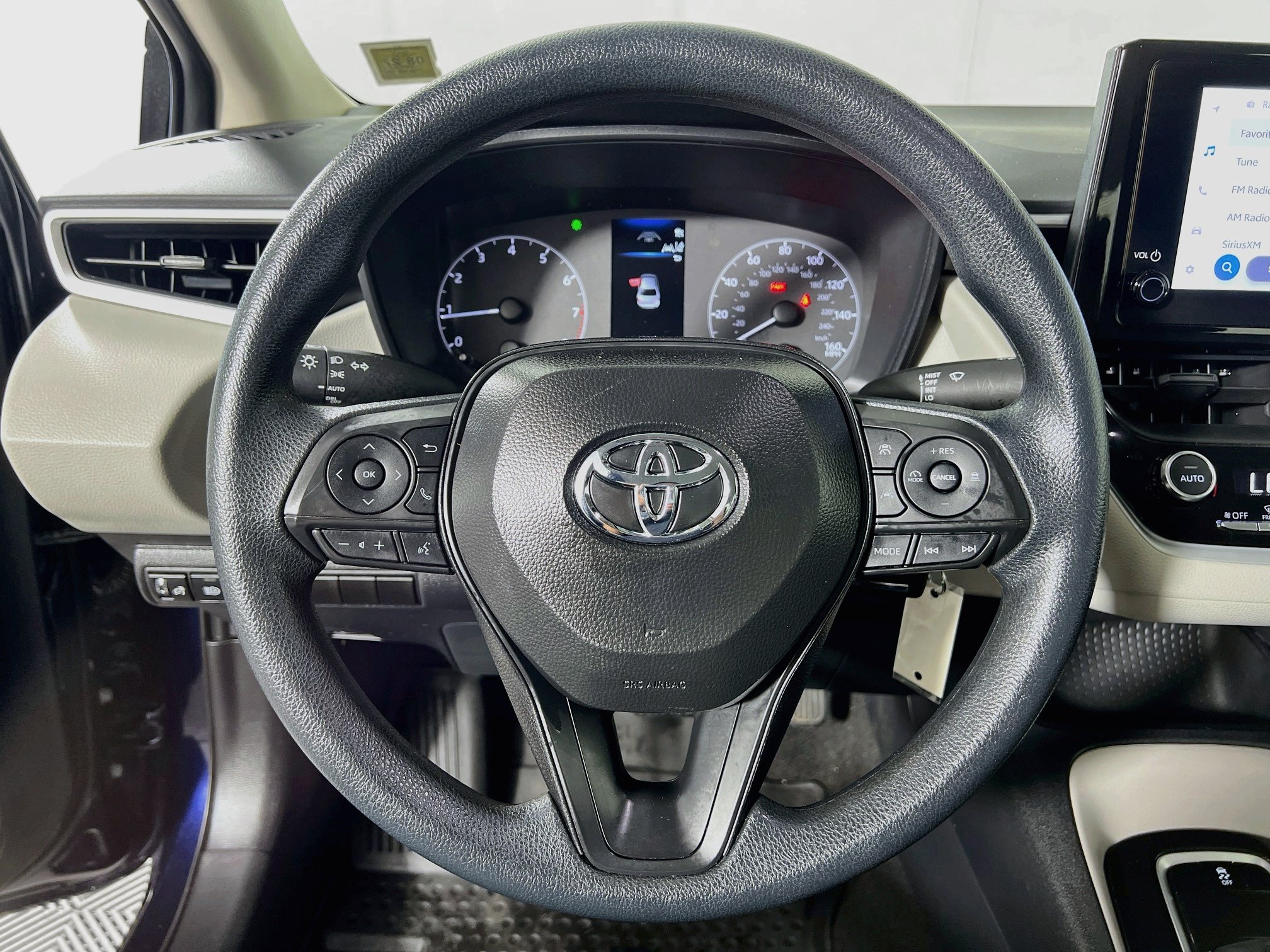 Certified 2025 Toyota Corolla LE FWD image 12