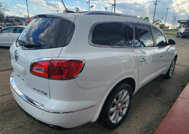 Used 2017 Buick Enclave Premium w/ Experience Buick Package AWD/4WD image 3