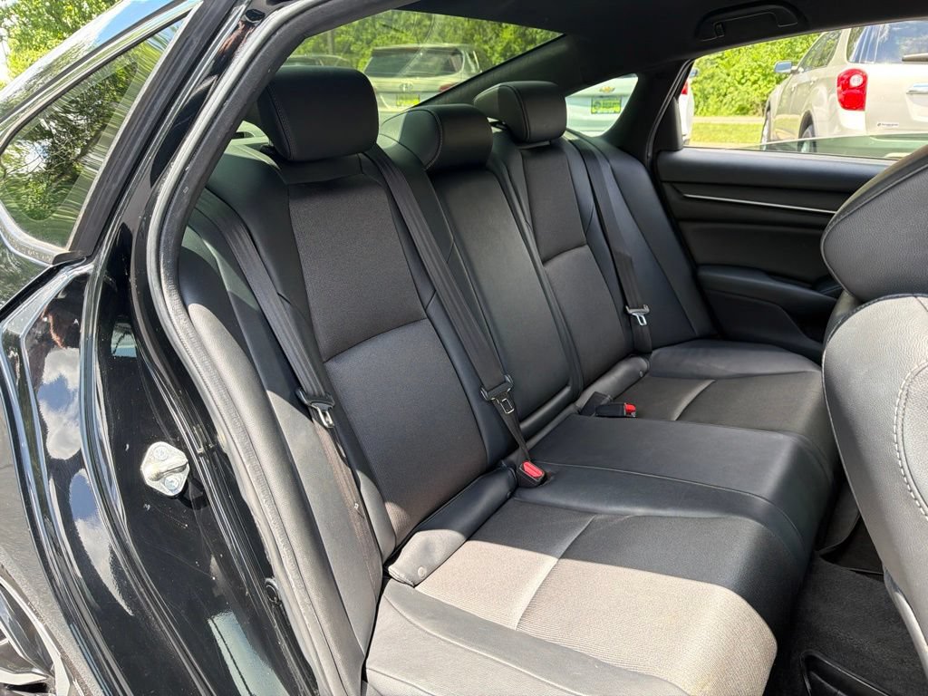 Used 2020 Honda Accord Sport image 40
