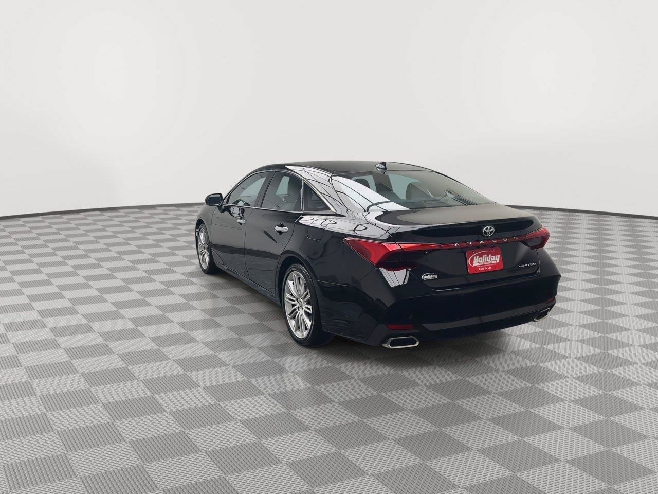 Used 2021 Toyota Avalon Limited w/ Advanced Safety Package FWD image 37