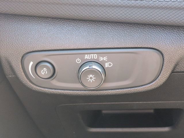 Used 2024 Chevrolet TrailBlazer LT w/ LT Cold Weather Package image 20