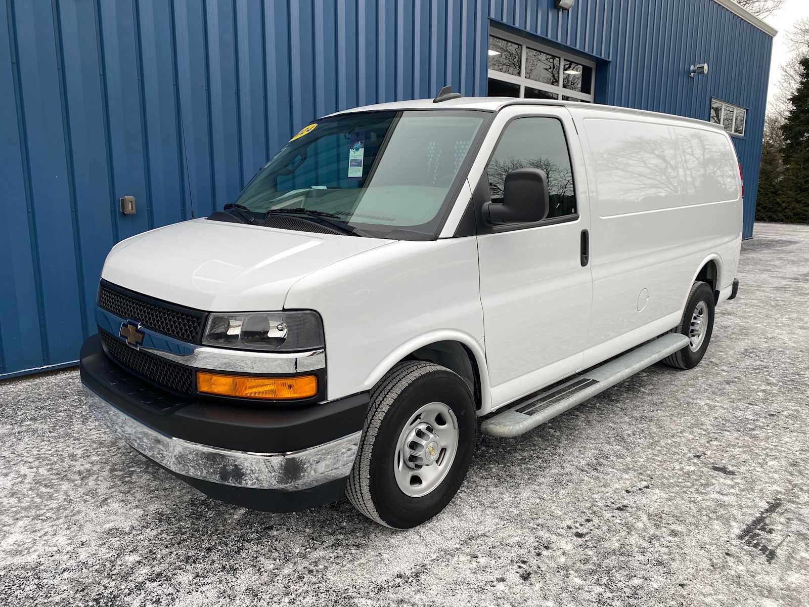 Used 2024 Chevrolet Express 2500 w/ Driver Convenience Package image 2