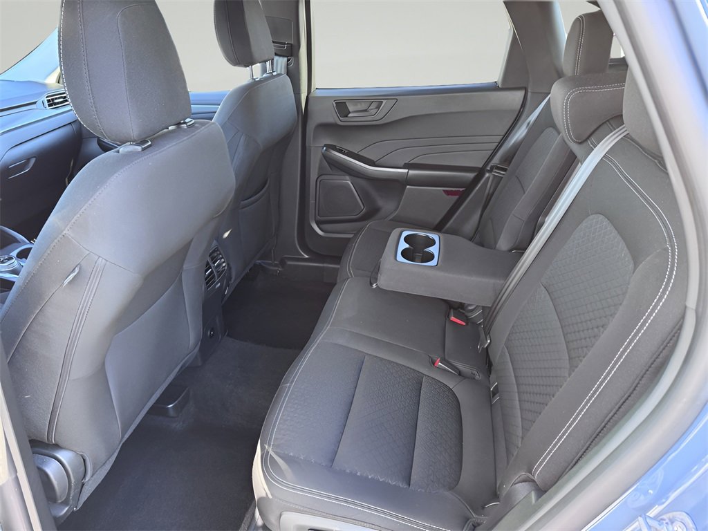 Used 2025 Ford Escape Active image 31