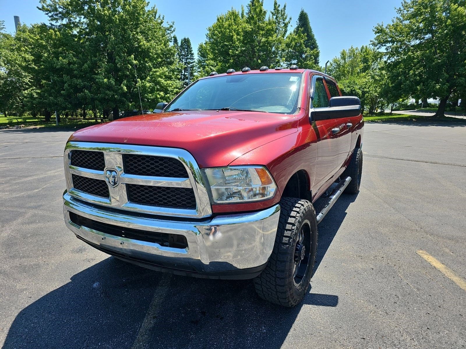 Used 2015 RAM 2500 Tradesman w/ Chrome Appearance Group AWD/4WD image 2