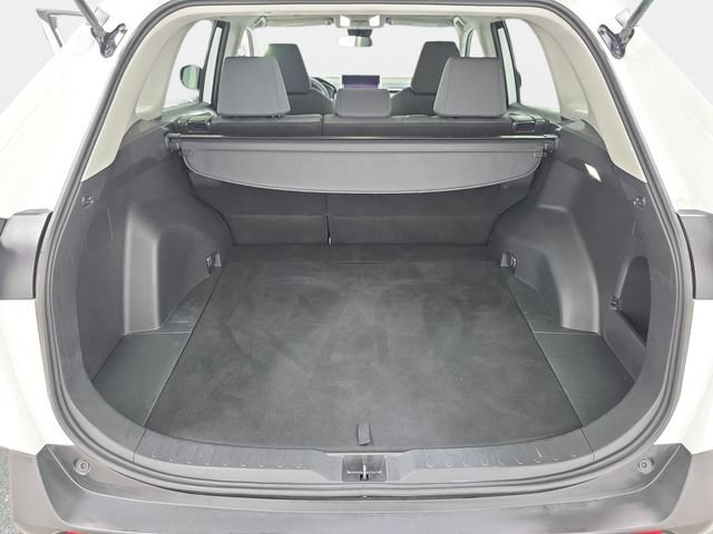 Certified 2025 Toyota RAV4 XLE AWD/4WD image 31