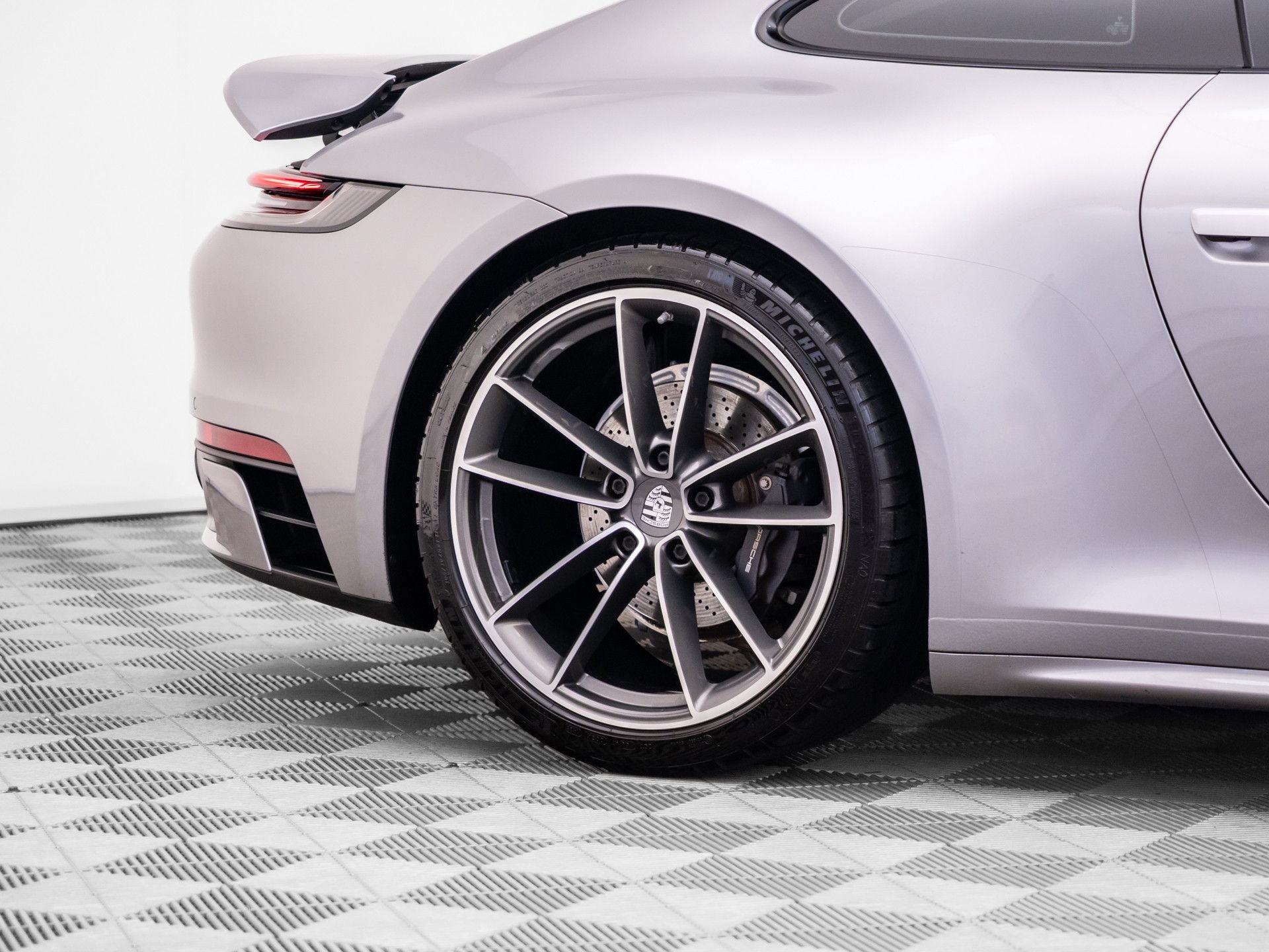 Certified 2022 Porsche 911 Carrera 4 AWD/4WD image 38