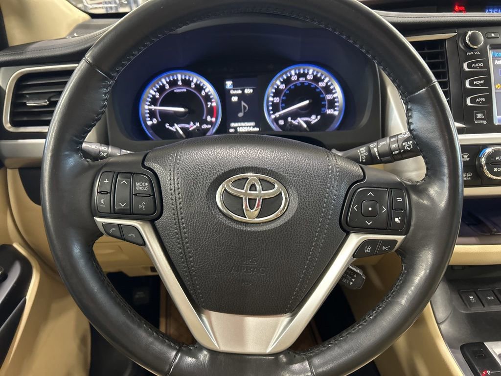 Used 2018 Toyota Highlander Limited Platinum image 13