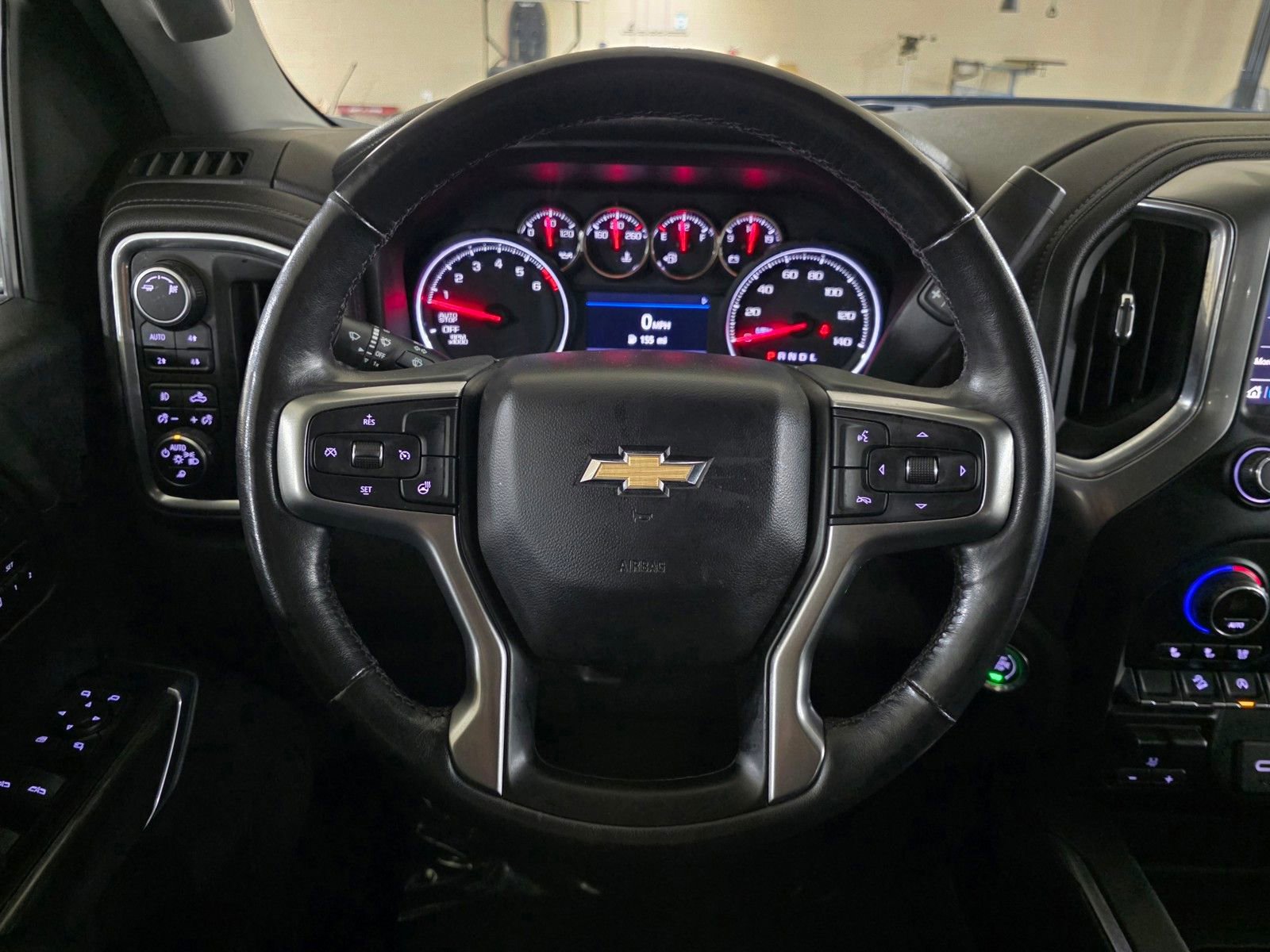 Used 2019 Chevrolet Silverado 1500 LTZ w/ LTZ Convenience Package AWD/4WD image 31