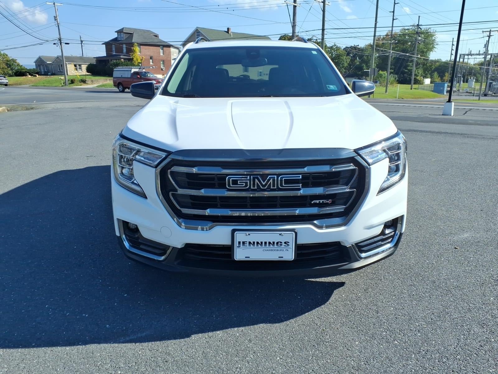 Certified 2022 GMC Terrain AT4 AWD/4WD image 2
