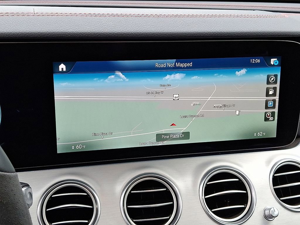 Used 2022 Mercedes-Benz E 53 AMG 4MATIC Sedan image 19