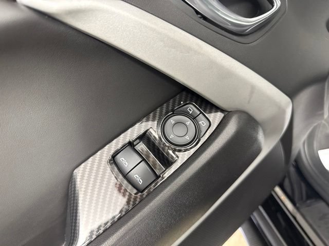 Used 2021 Chevrolet Camaro LT RWD image 12