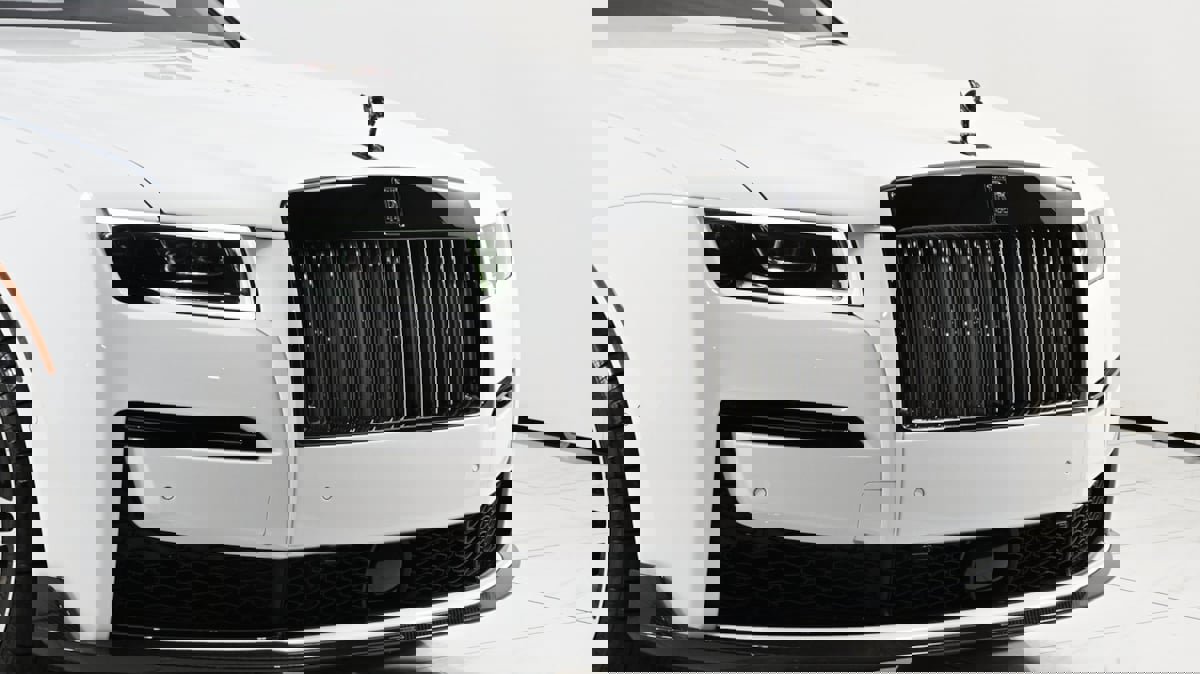 Used 2023 Rolls-Royce Ghost Black Badge w/ Black Badge Ghost Package image 77