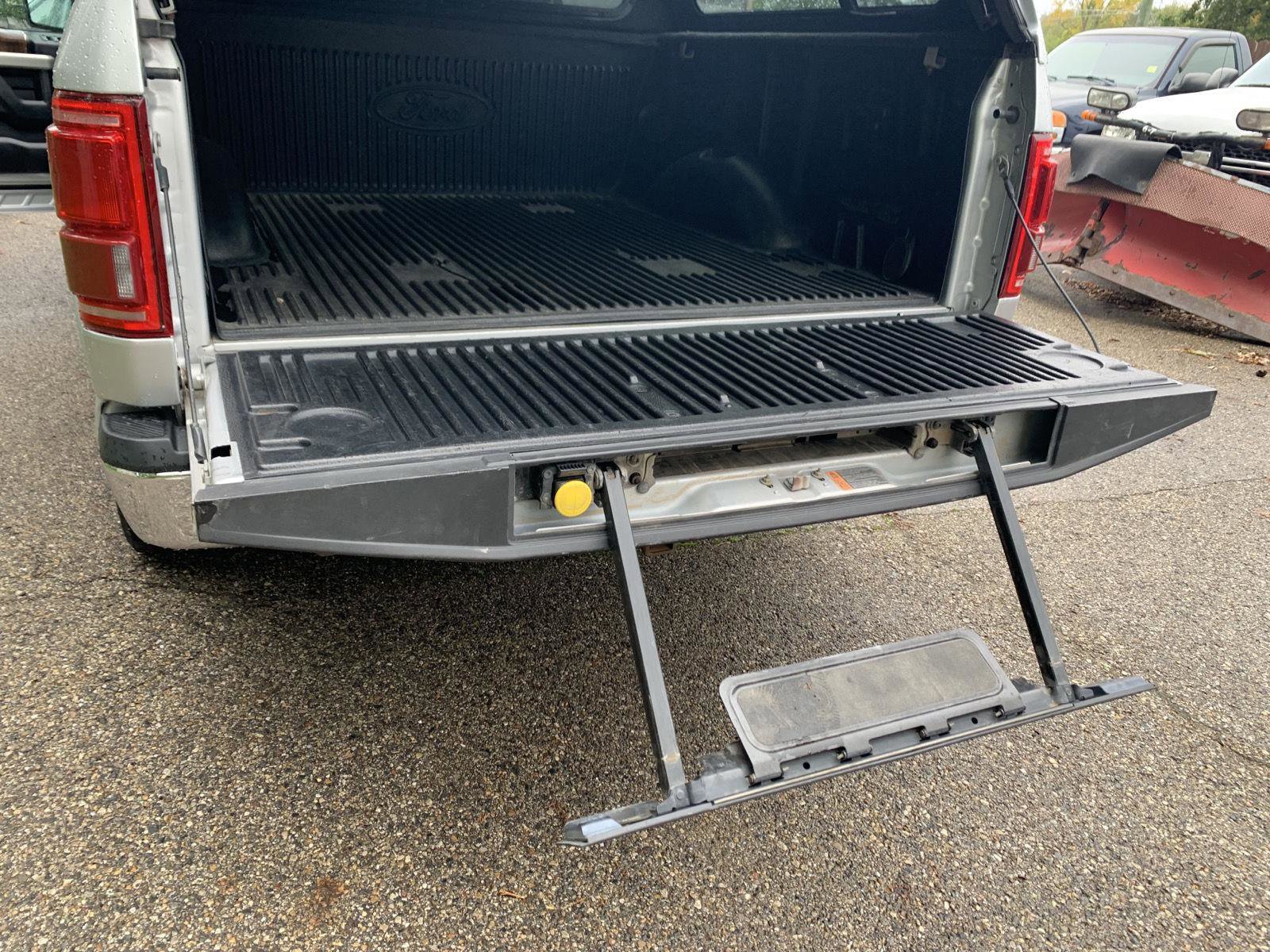 Used 2017 Ford F150 Lariat image 47