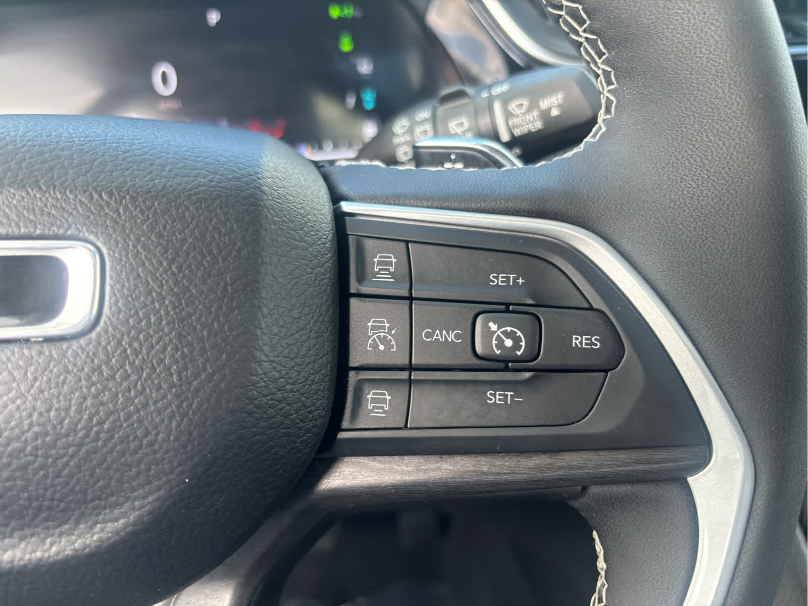 Used 2023 Jeep Grand Cherokee 4WD 4xe image 23