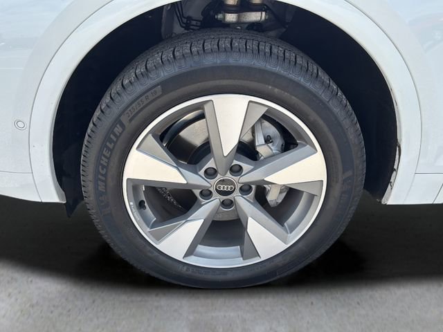 Used 2023 Audi Q5 Prestige AWD/4WD image 27