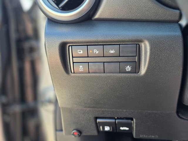 Used 2024 Nissan Versa S w/ Trunk Package image 32