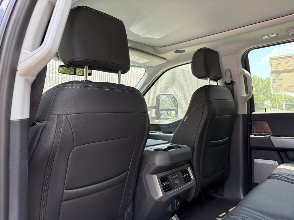 New 2026 Ford F250 Lariat w/ Black Appearance Package AWD/4WD image 22