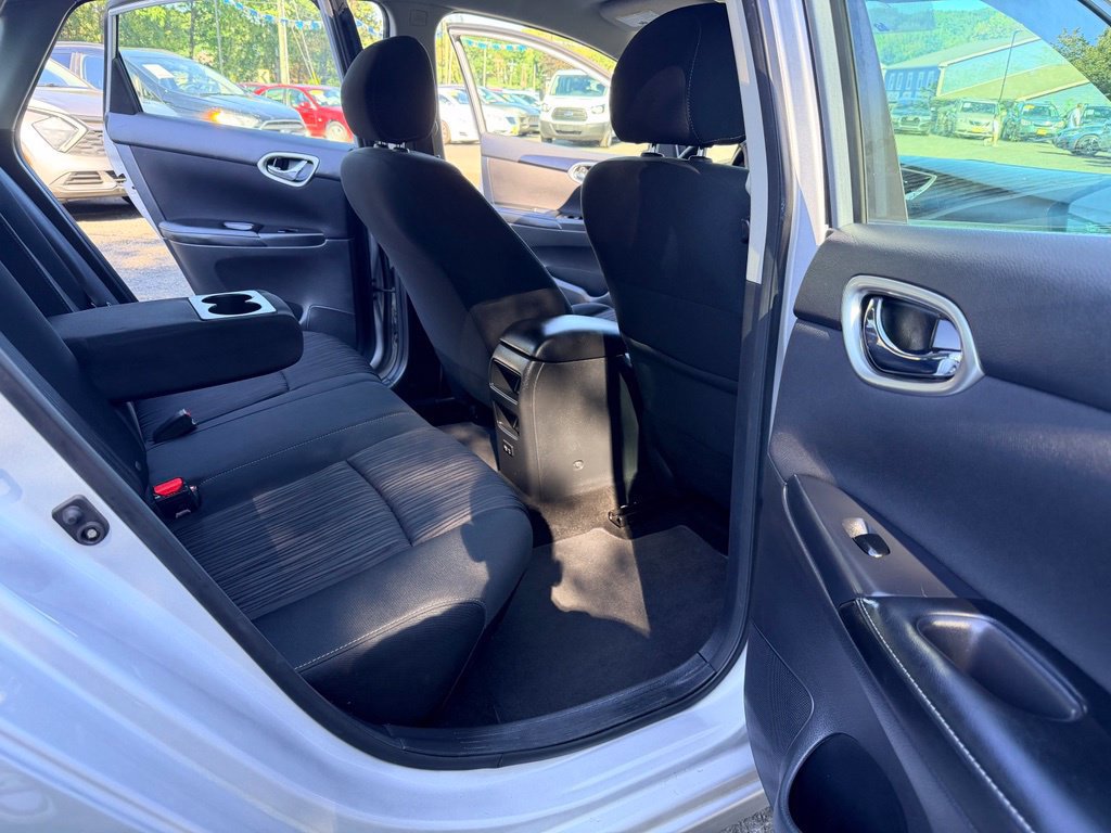 Used 2019 Nissan Sentra SV FWD image 28