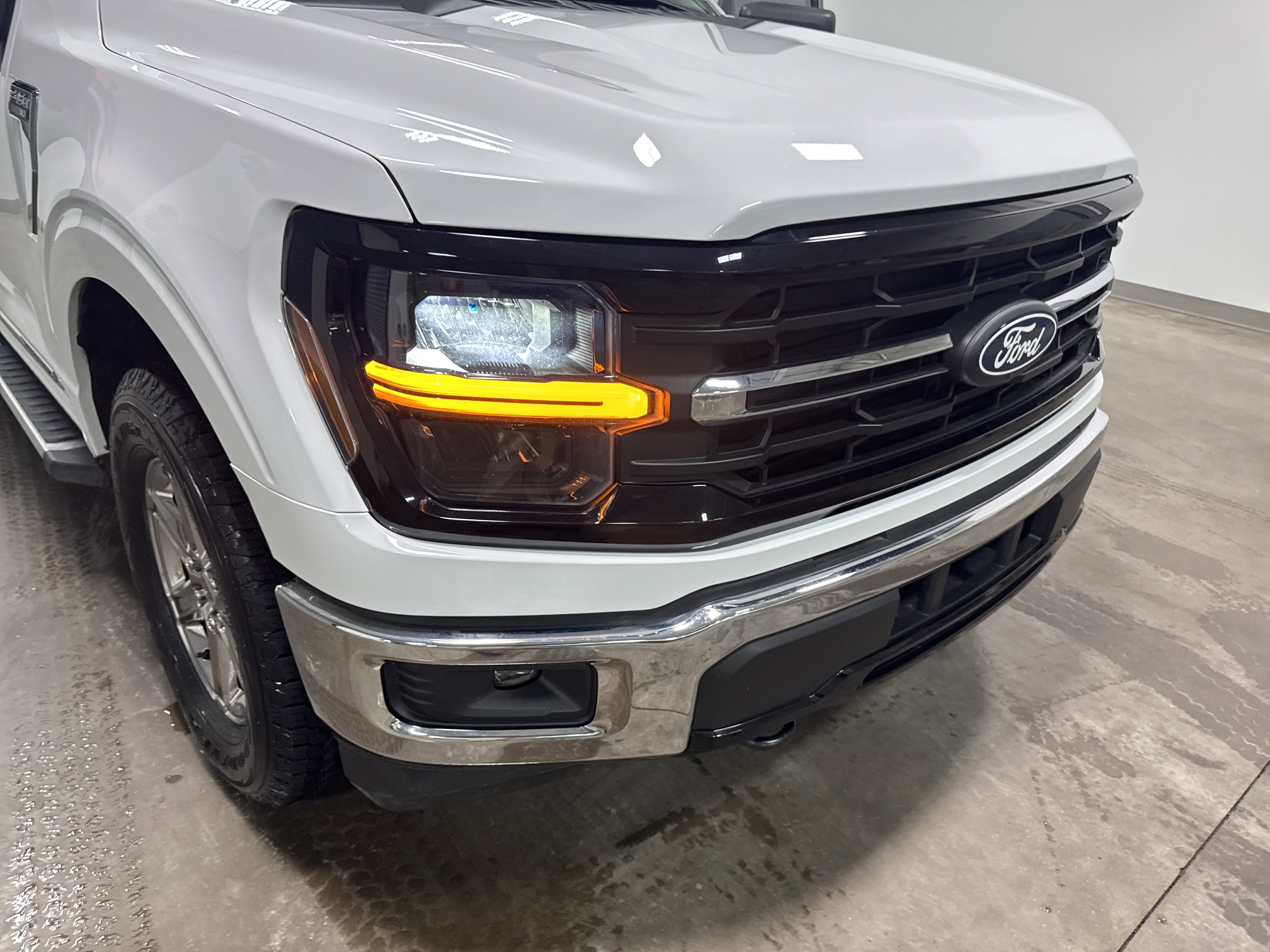 Used 2024 Ford F150 XLT w/ Mobile Office Package image 40