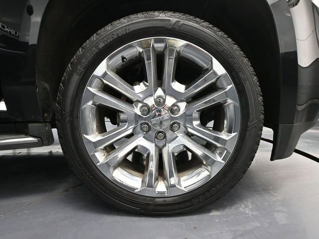 Used 2016 GMC Yukon SLT w/ Premium Edition AWD/4WD image 18