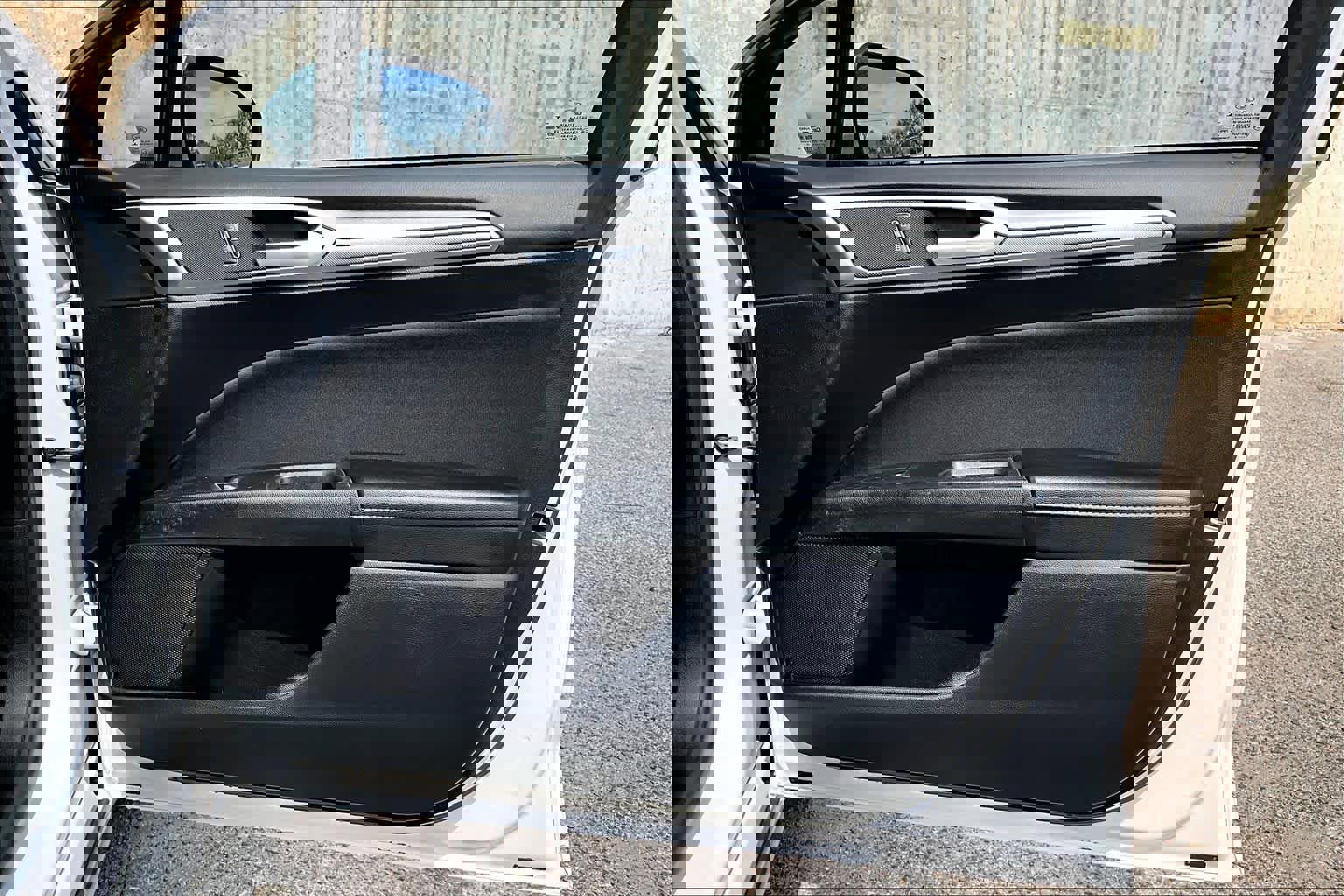 Used 2020 Ford Fusion SE image 23