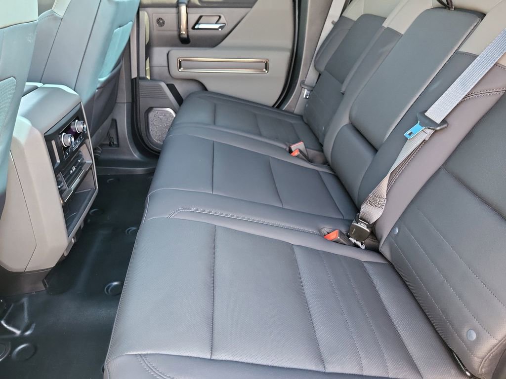 Used 2024 GMC Hummer EV 3X w/ LPO, Illumination Package image 12