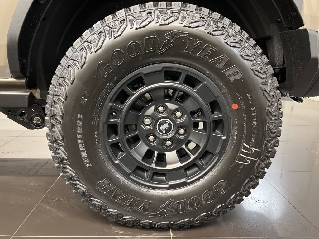 New 2026 Ford Bronco Badlands image 7
