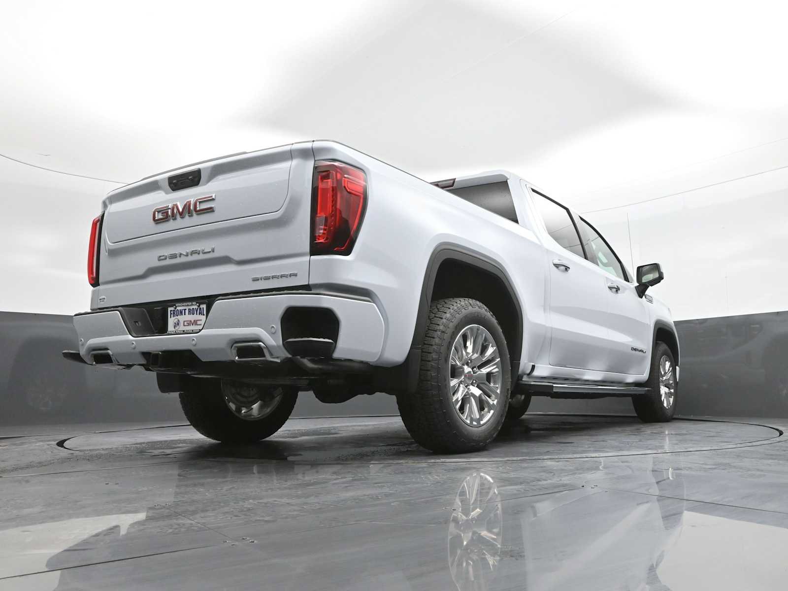 New 2026 GMC Sierra 1500 Denali w/ Technology Package AWD/4WD image 47