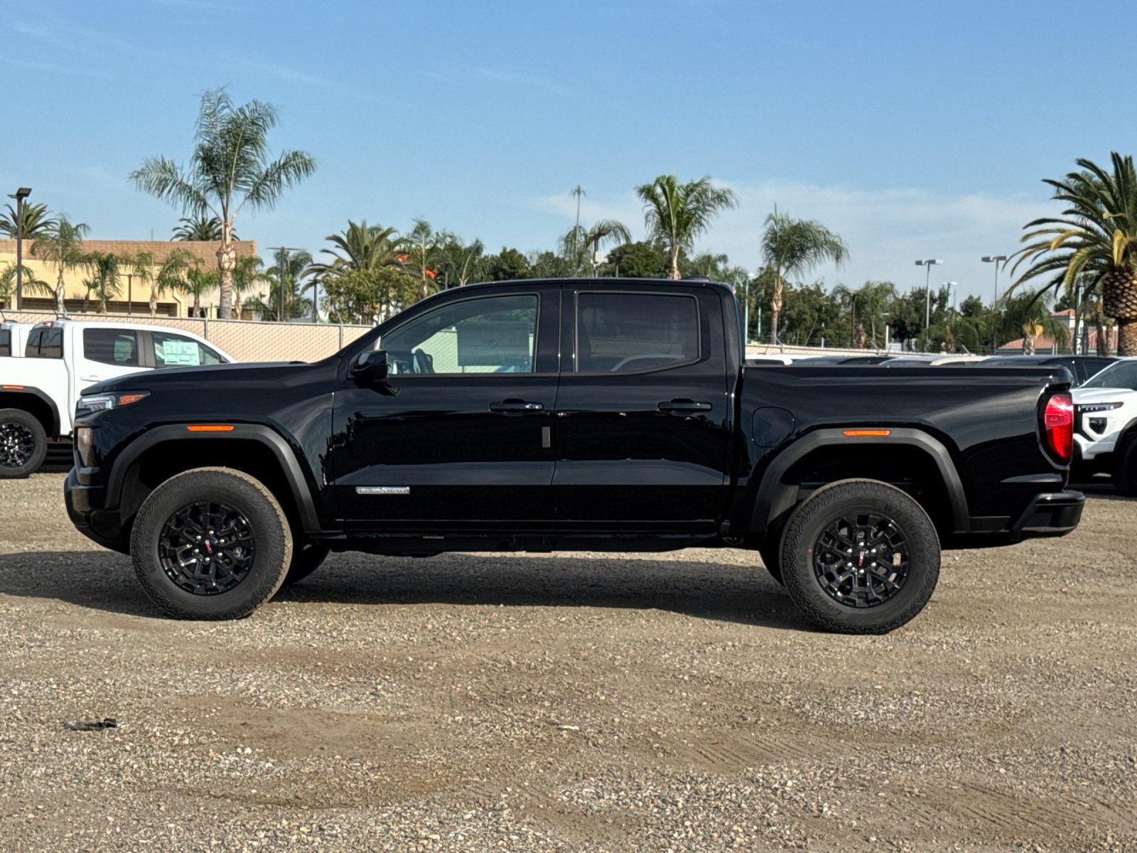 New 2026 GMC Canyon Elevation w/ Technology Package RWD image 7