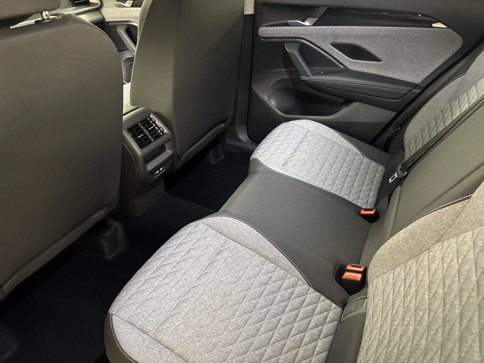 New 2026 Volkswagen Tiguan S FWD image 11